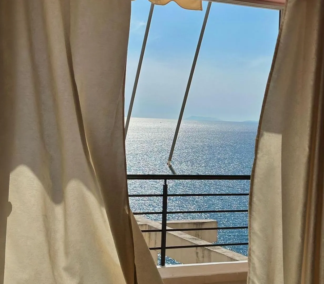 סרנדה Esmeralda Apartaments